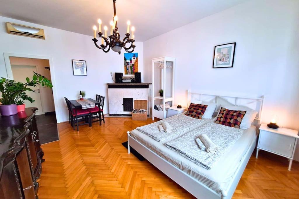 True Zagreb Centrally Located & Spacious Apartment Buitenkant foto