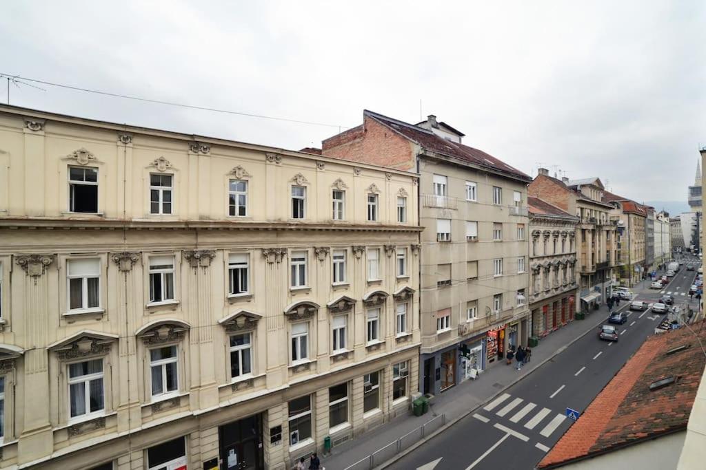 True Zagreb Centrally Located & Spacious Apartment Buitenkant foto